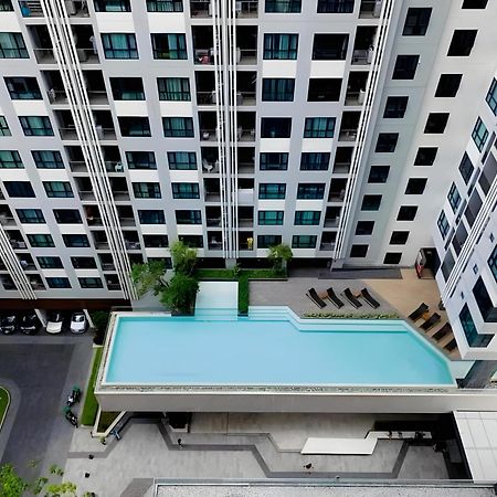 The Base Apartments At Central Pattaya Exteriér fotografie