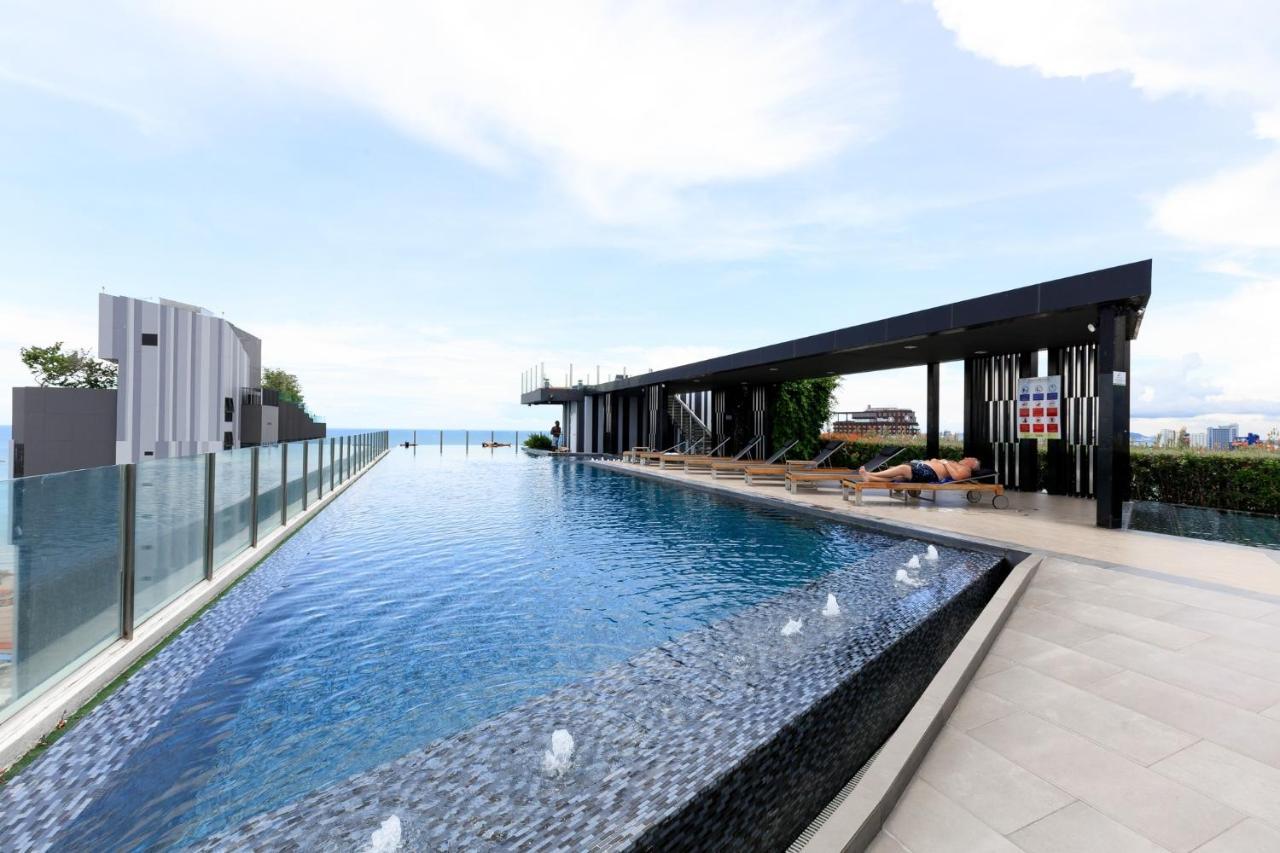 The Base Apartments At Central Pattaya Exteriér fotografie