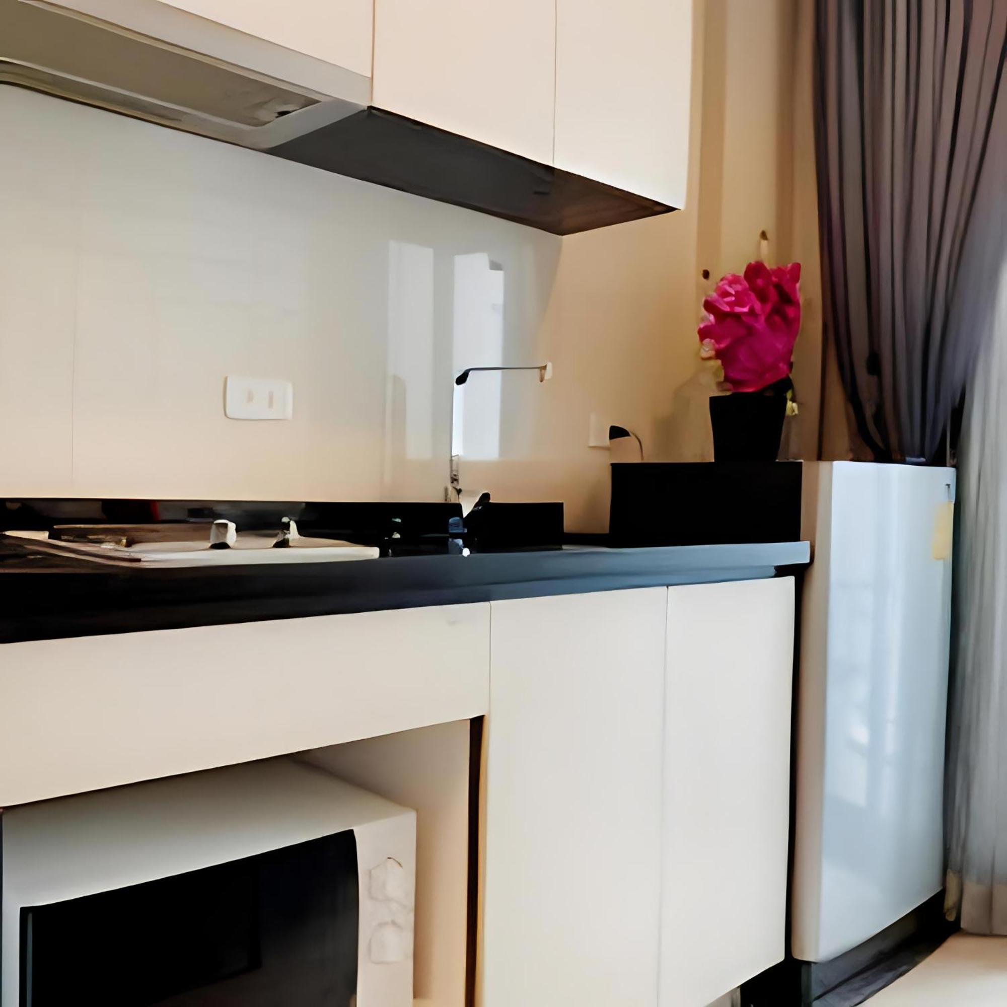 The Base Apartments At Central Pattaya Exteriér fotografie