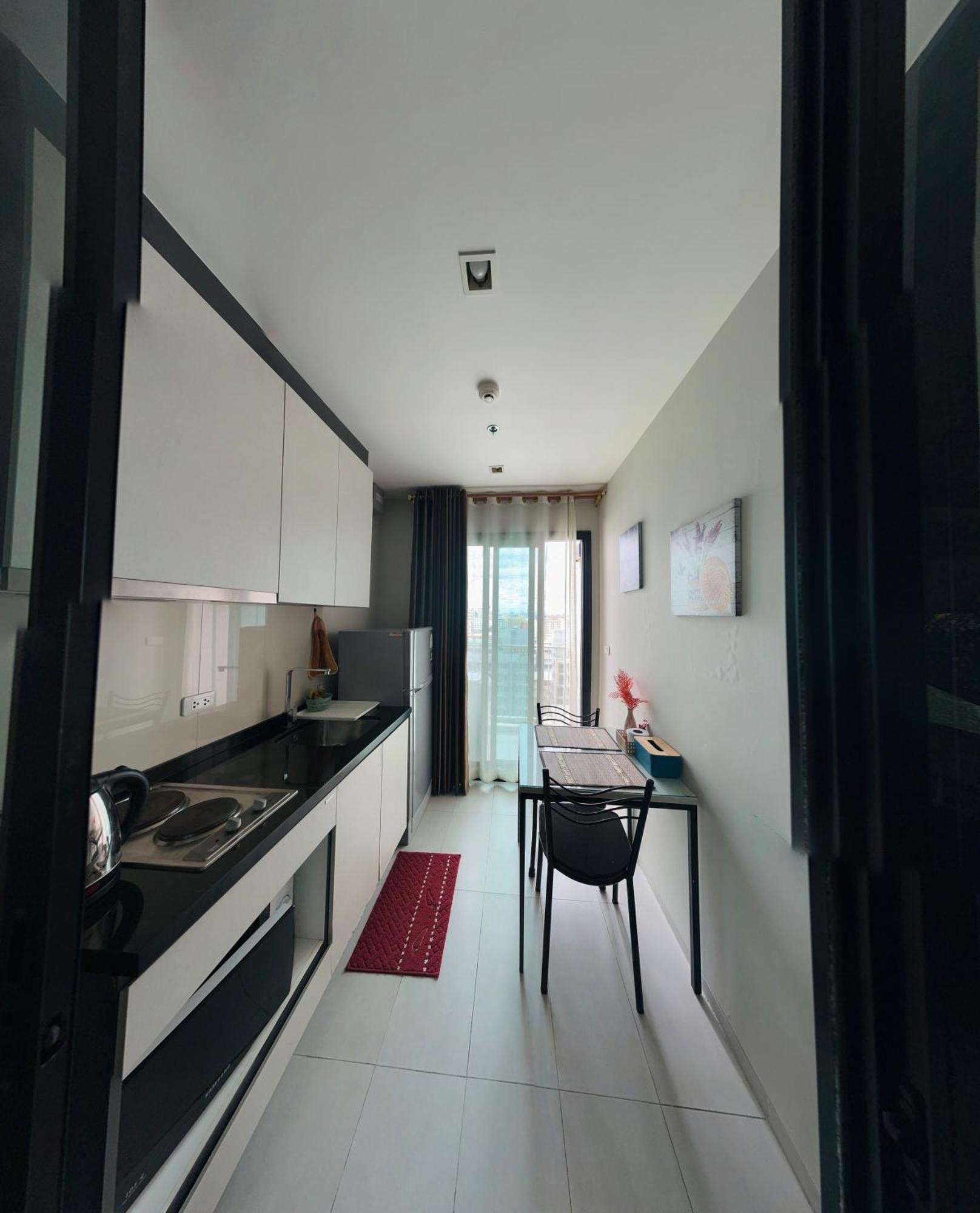The Base Apartments At Central Pattaya Exteriér fotografie