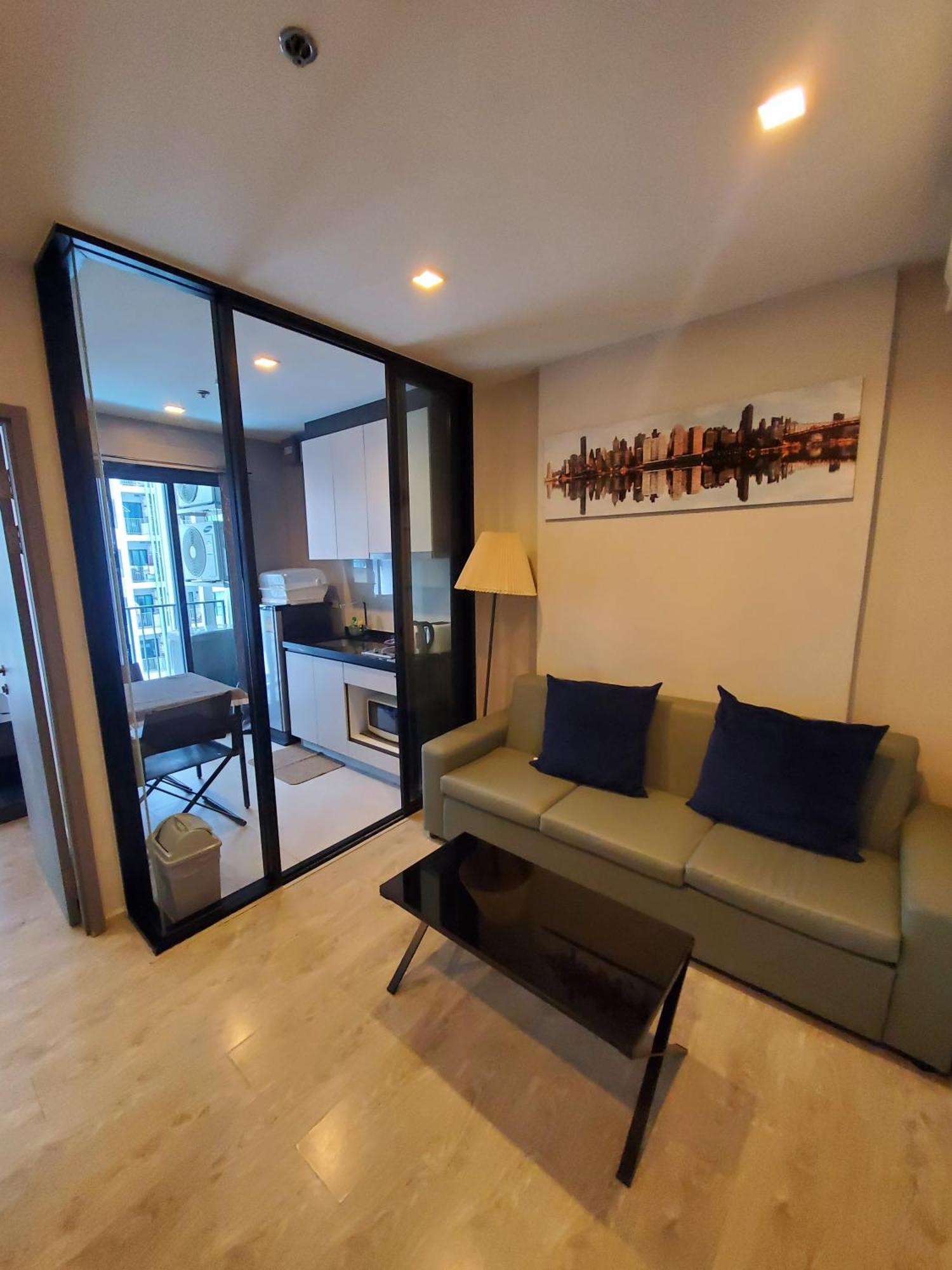 The Base Apartments At Central Pattaya Exteriér fotografie